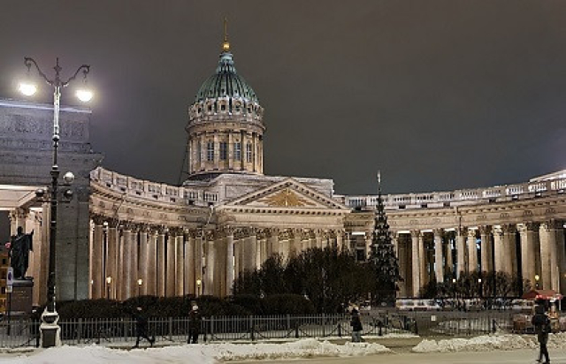 Экскурсия «Автобусная экскурсия по Санкт-Петербургу в новогодних огнях (с посещением ярмарки)» в Площадь Островского, 6, Санкт-Петербург – Bilet.spb.ru