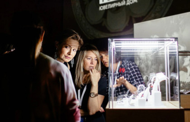 Выставка ювелирного искусства брендов Костромской области «Ювелирная сказка от Костромской Снегурочки» - Bilet.spb.ru