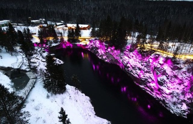 Новый год по-карельски. Игры с Дедом Морозом, питомник хаски и парк Рускеала - Bilet.spb.ru