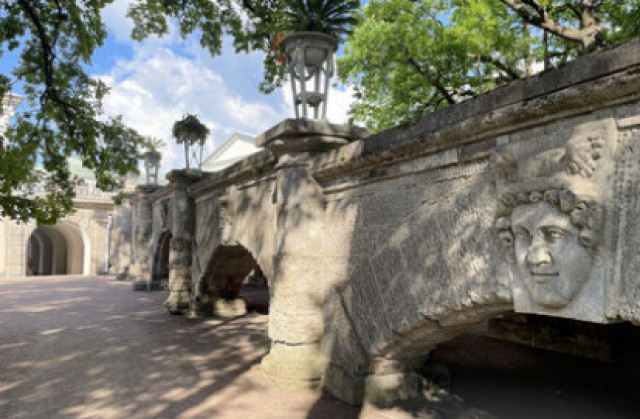 В Царское село на микроавтобусе: дворец, Янтарная комната, старинный парк -