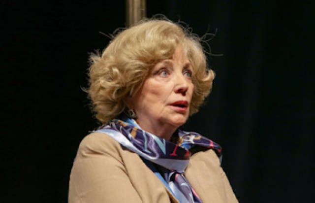 Спектакль «Трое в парке, не считая собаки» в Выборгский Дворец культуры, Санкт-Петербург – Bilet.spb.ru