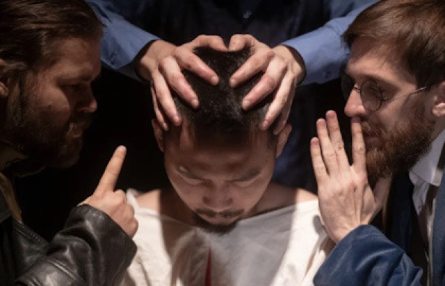 Спектакль «Карикатура на человечество» (По сюжету повести «Собачье сердце») - Bilet.spb.ru