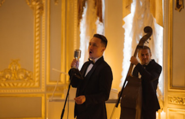 Концерт «Магия свечей. Frank Sinatra. Романтический джаз» в Особняк Серебрякова, Санкт-Петербург – Bilet.spb.ru