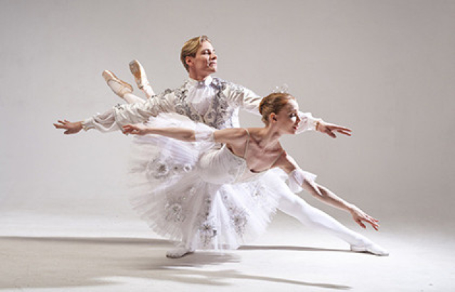 Концерт «Клуб маленьких эстетов. Балет на музыку Моцарта «Принцесса на горошине» - 