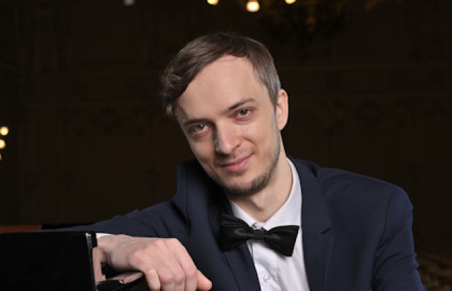 Фортепианный концерт Александра Лубянцева в Филармония (Малый зал), Санкт-Петербург – Bilet.spb.ru