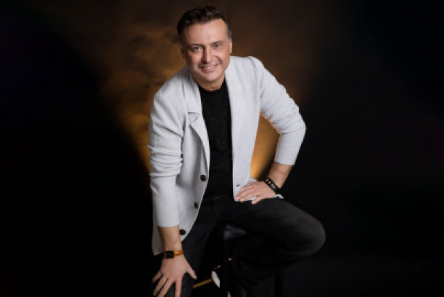 Авторский спектакль «Артист – это просто!» с Марком Гороноком - Bilet.spb.ru