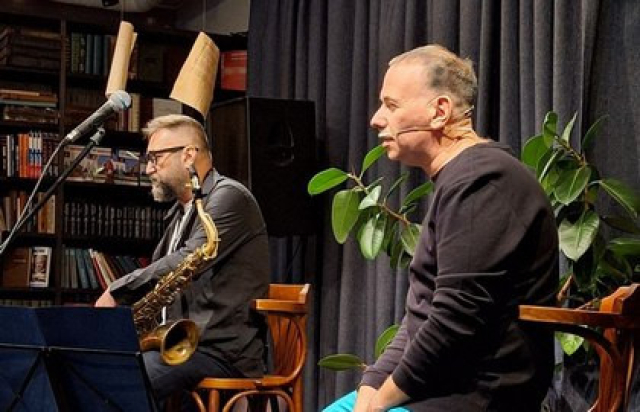 Музыкально-поэтический «КАФЕйник от Марка» в Арт-пространство «Шклярский. Experience», Санкт-Петербург – Bilet.spb.ru