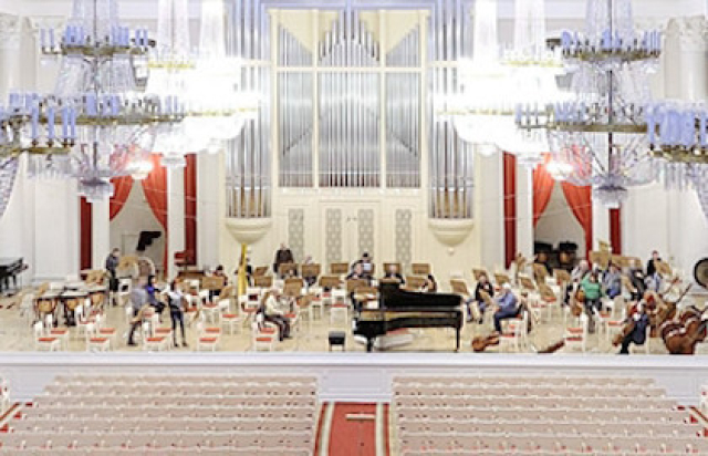 Концерт «ЗКР, А.Ньяга» в Филармония (Большой зал), Санкт-Петербург – Bilet.spb.ru