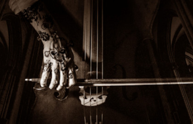 Концерт при свечах «Легендарные рок-хиты на виолончелях» в Лютеранская церковь Яани Кирик, Санкт-Петербург – Bilet.spb.ru