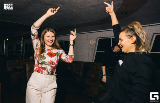 Панорамный концерт «Я искала тебя» в Музыкальный клуб на теплоходе ROCK HIT NEVA, две палубы - две программы, прогулка по Неве и заливу в тёплом салоне, Санкт-Петербург – Bilet.spb.ru