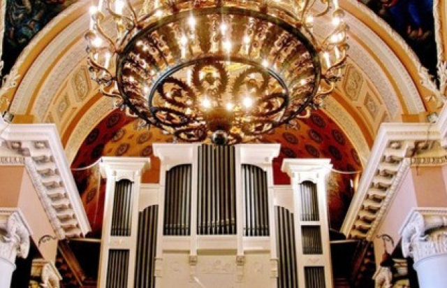 Орган при свечах: Ave Maria и мировые шедевры. в Храм Святого Станислава, Санкт-Петербург – Bilet.spb.ru