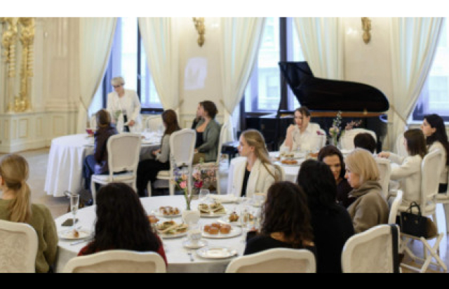 Лекция-чаепитие. «Звучащие полотна, цветные партитуры» - Bilet.spb.ru