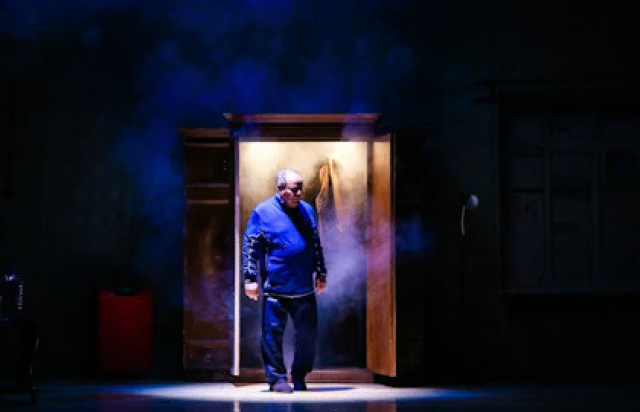 Спектакль «Третий лишний» в ДК Ленсовета, Санкт-Петербург – Bilet.spb.ru